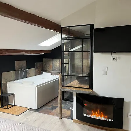 Duplex Lumineux Sur Gde Terrasse, Balneo Double, Parking Prive, Clim, Local Velos Entraigues-sur-la-Sorgue